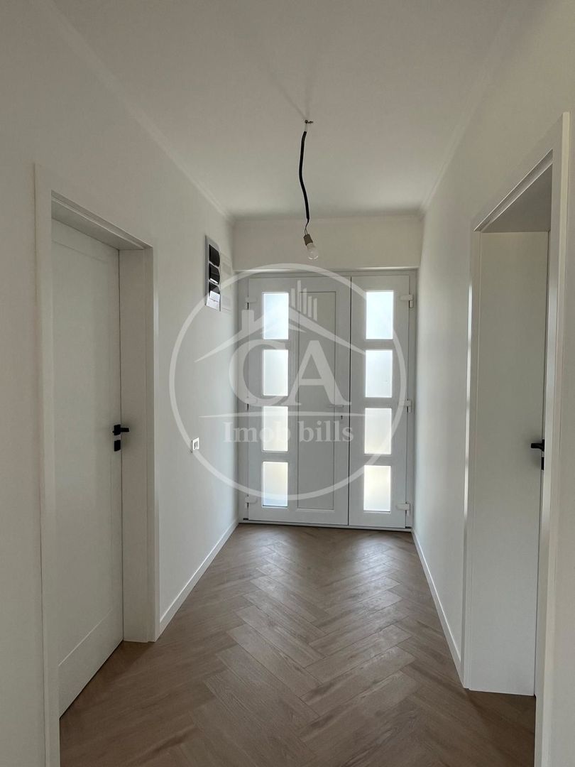 Casă de vânzare cu 4 camere în Santandrei , Bihor - Poză 3