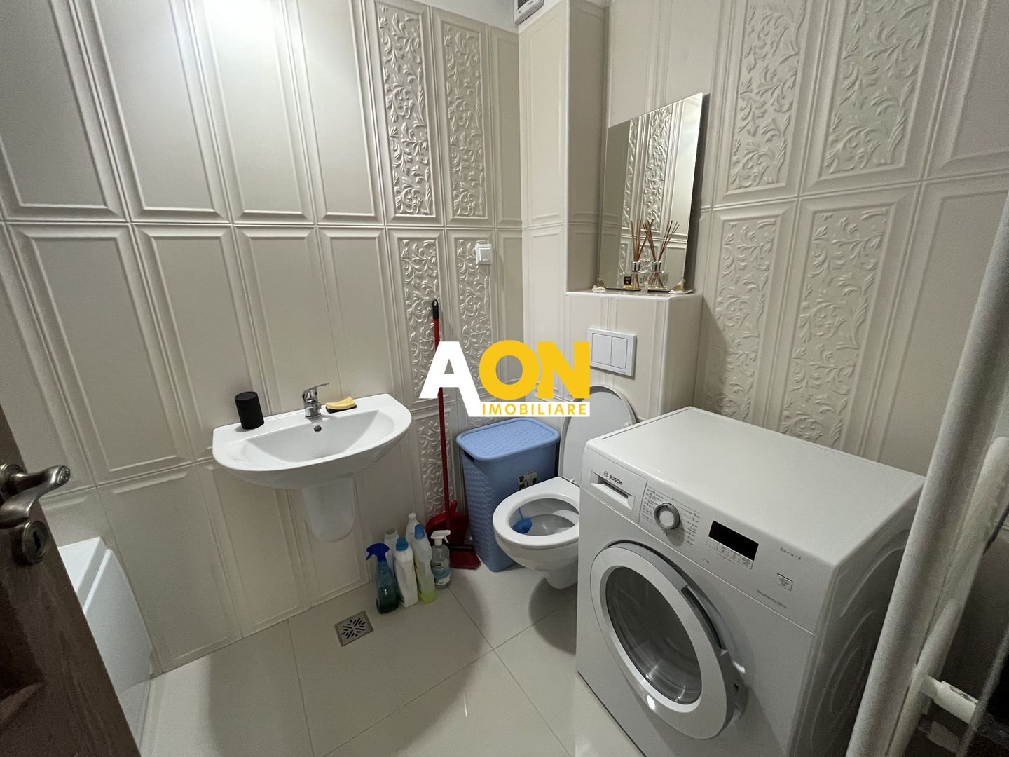 Apartament cu 3 camere de inchiriat, etaj 1, loc de parcare, balcon - Poză 9