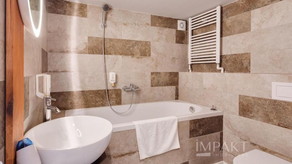 Apartament 3 camere ultrafinisat in zona Centrala - Poză 10