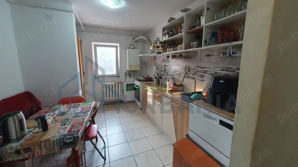 Apartament 4 camere Frumoasa - Poză 2