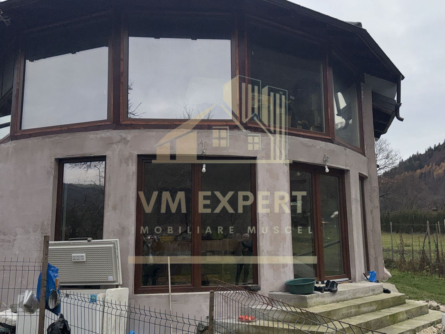 CASĂ 5 CAMERE 252 MP TEREN 1362 MP DRAGOSLAVELE ARGEȘ - Poză 33