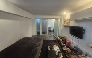 Vand apartament 2 camere Centru - Poză 4