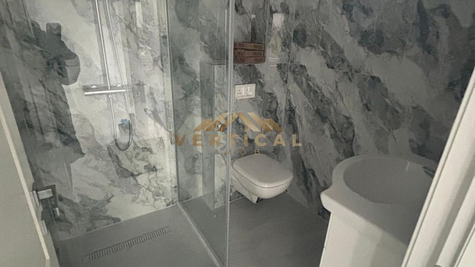 Locuință P+E modernă, 3 băi, teren generos de 323 mp - Poză 11