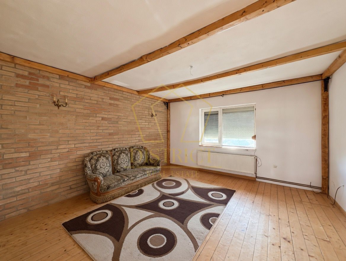 Casa individuală cu 6 camere | Mosnita Veche - Poză 1