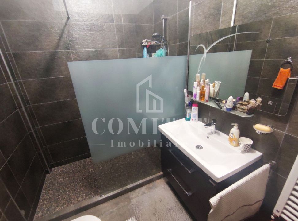 Apartament 2 camere/ Zona Sub Cetate/ Cu garaj - Poză 13