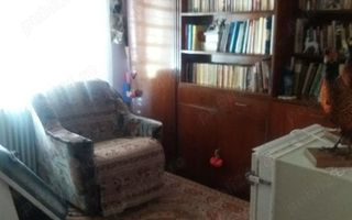 Apartament 4 camere de vanzare - Poză 8