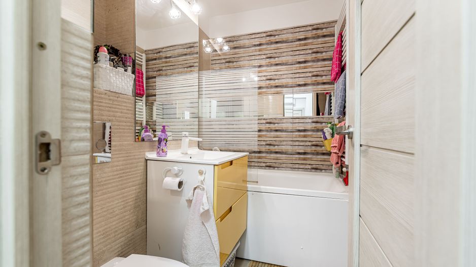 Apartament cu 3 camere decomandate la cheie, etaj 1 Comision 0 - Poză 9