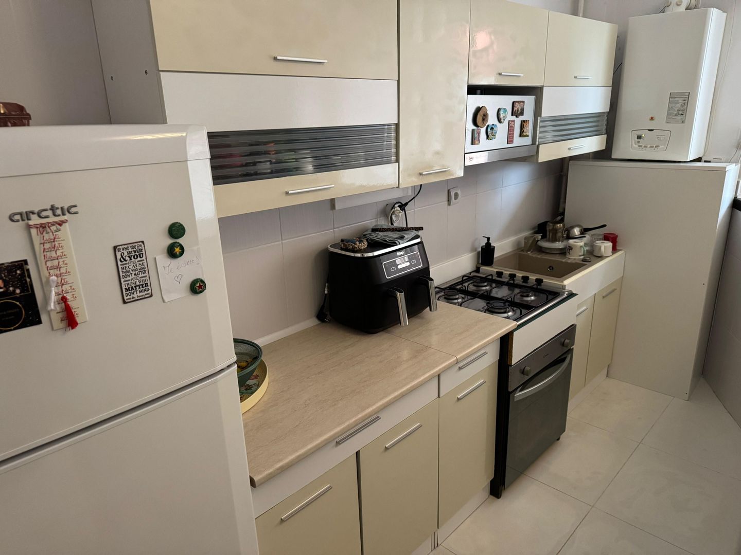 Apartament superb cu doua camere, Aparatorii Patriei, 96.500€ negociabil - Poză 4