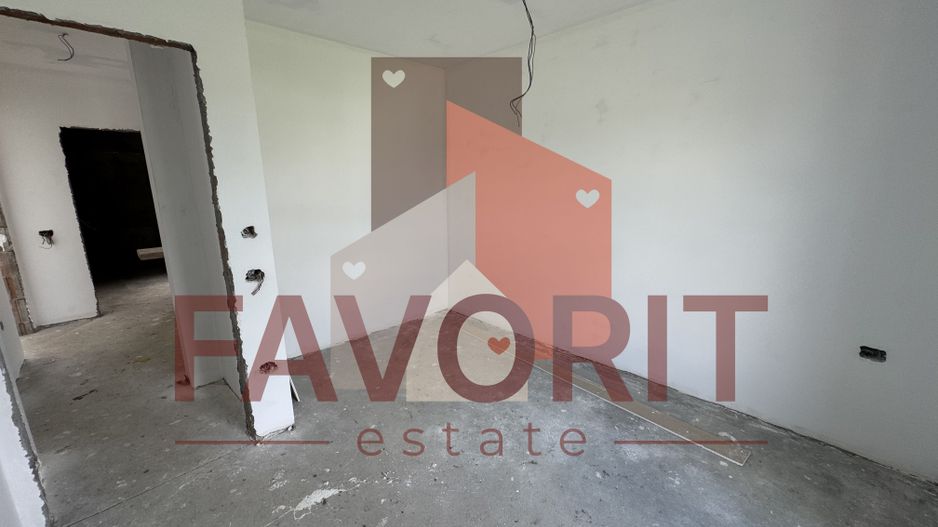 Duplex 5 camere ,despartit prin camera tehnica, finisat la cheie in Mosnita - Poză 8