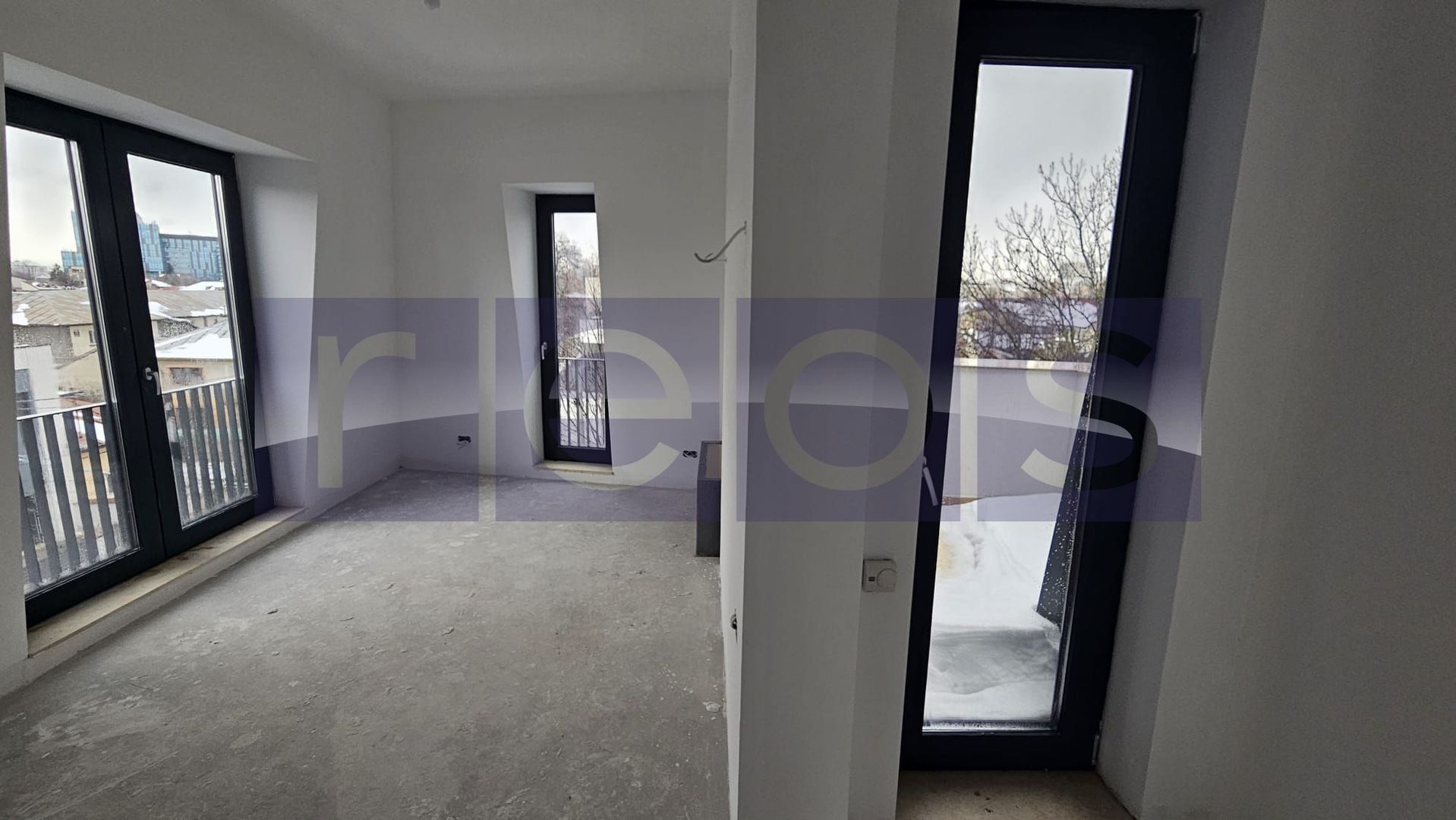 Vilă D+2+M | 4 parcări private | 3 apartamente cu intrări separate - Poză 7