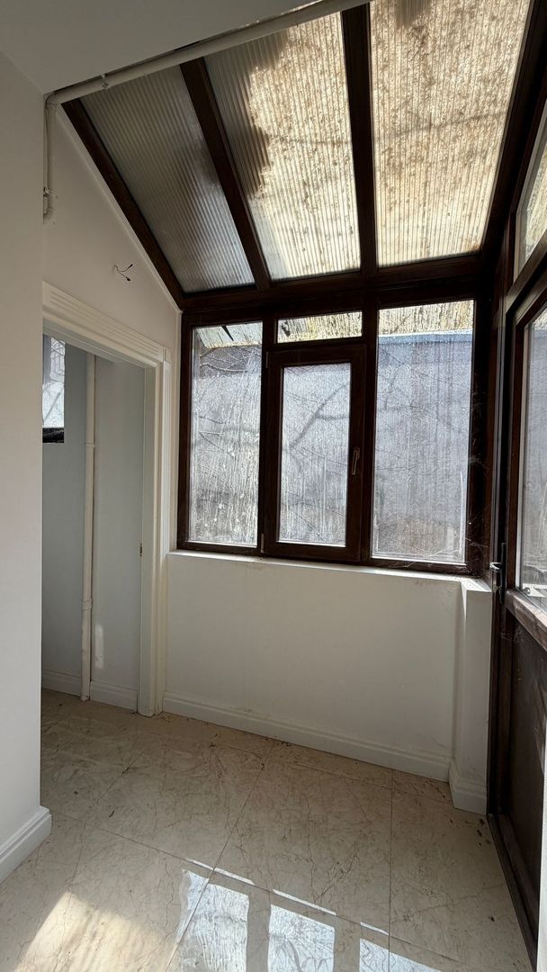 Superb pentru cunoscatori Calea Calarasilor cu centrala - Poză 28
