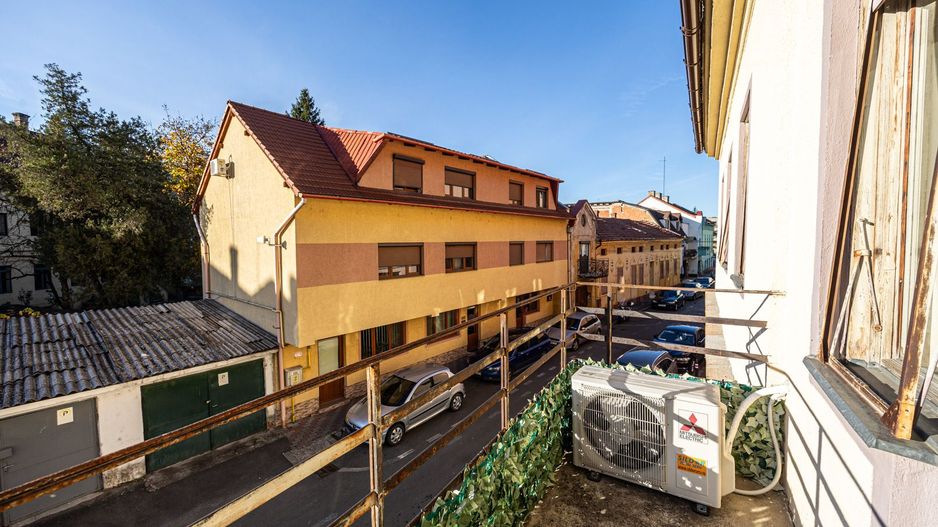 Acasă mare în centrul Aradului! 4 camere - 130 mp utili! - Poză 12