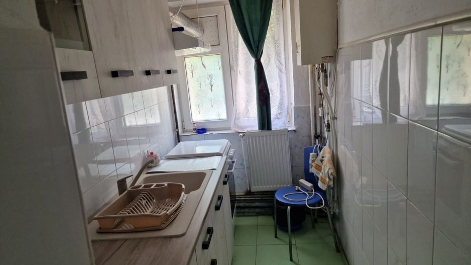 țApartament cu 2 camere de vânzare în zona Mioritei - Poză 7