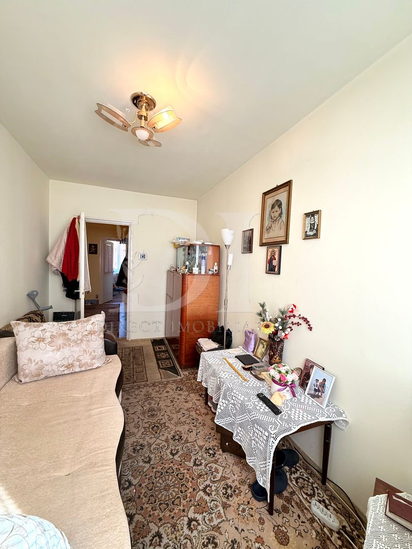 Apartament decomandat / etaj intermediar / Zona Grigorescu - Poză 4
