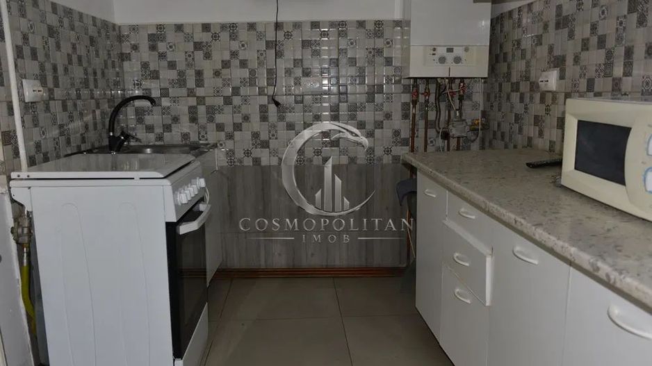 Casa in zona centrala ~ 120mp utili ~ renovata ~ Pret: 99.000€ neg. - Poză 2
