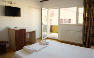 Mamaia Nord(cod04)-Pensiune Turistica 21 cam - Poză 7