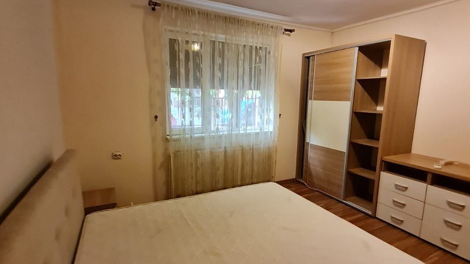 Casa cocheta zona Lipovei - Poză 25