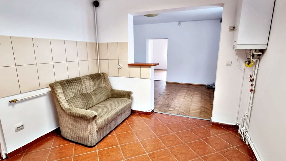 Zona Grivitei corp de casa pretabil birouri - Poză 6