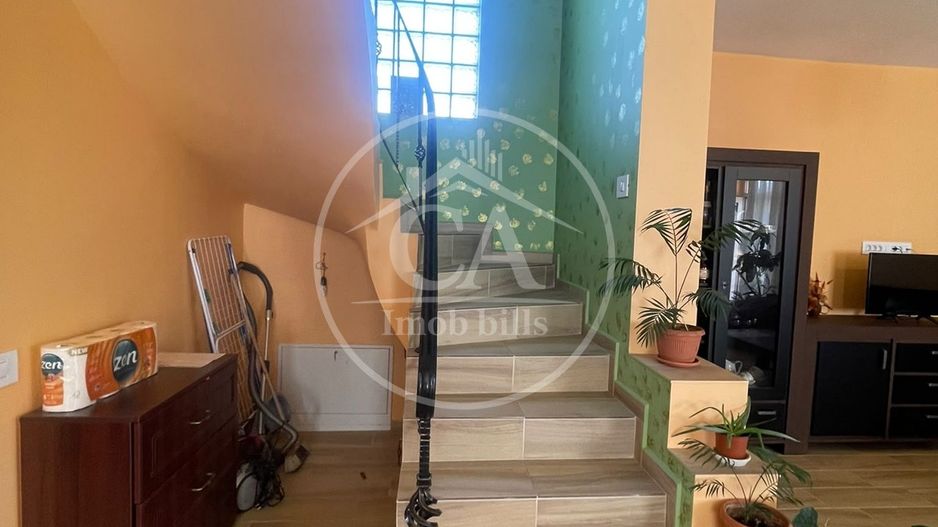 Casa de vanzare cu 4 camere in Oșorhei, Bihor - Poză 7