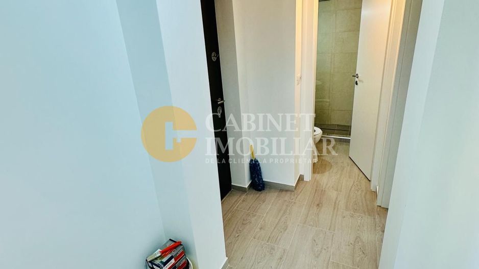 Apartament cu 2 Camere Decomandat - Alexandru cel Bun - Liceul Miron Costin - Poză 6