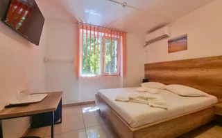 Hotel de vanzare Neptun, Constanta, la mare - Poză 13