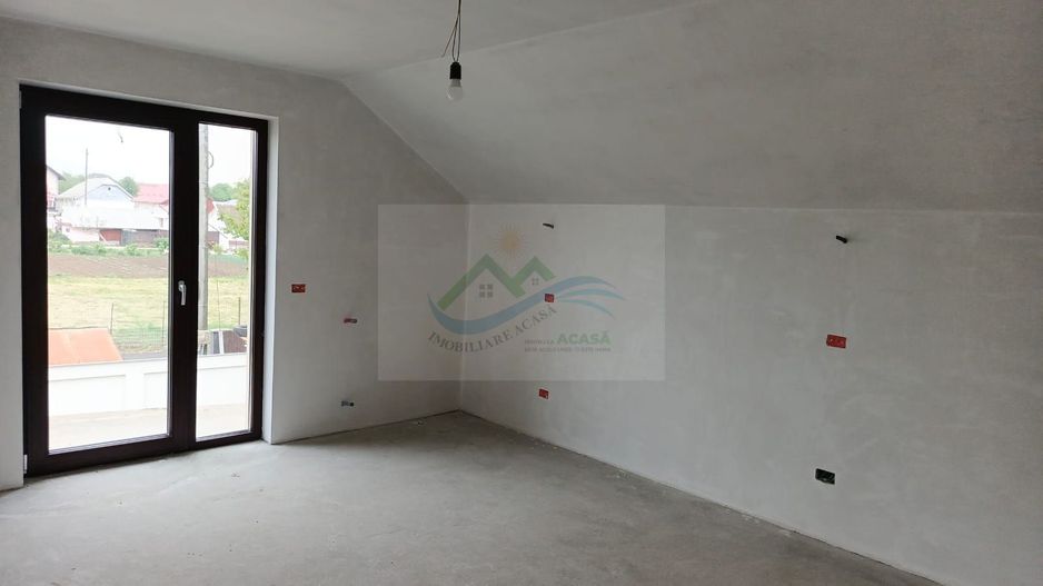 Casă/Vilă Dumbrăveni/Suceava - Poză 10