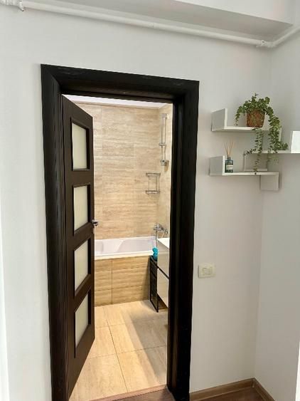 Parcul Carol, mobilat/utilat complet, posibilitate loc parcare subteran - Poză 4