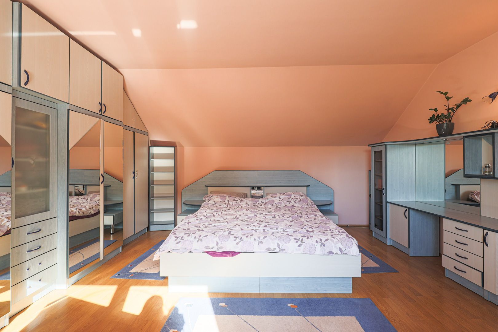 Vilă cu 6 camere–confort, intimitate și multiple utilizări - Poză 6