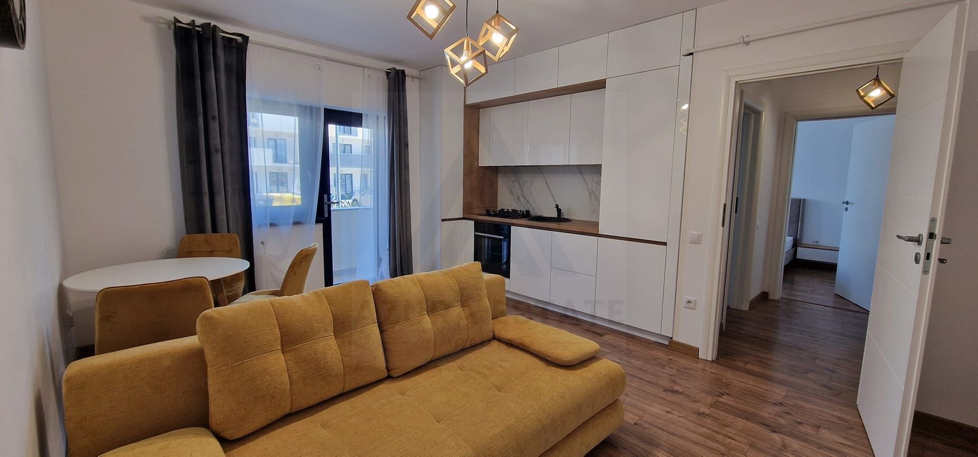 Apartament premium 2 camere balcon generos si parcare pe Dna Stanca - Poză 2