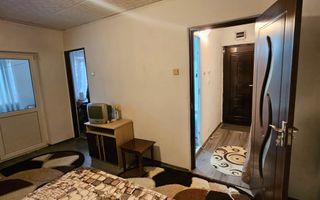 vand garsoniera zona Crihala, etaj 1 - Poză 4