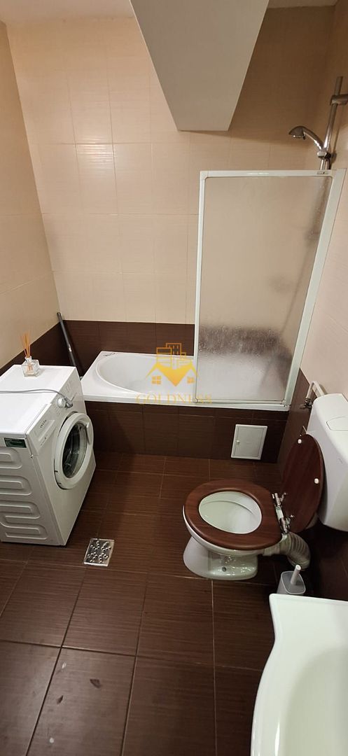 3 camere open space,Pet Friendly, Buna Ziua,Grand Hotel Italia,Parcare - Poză 10