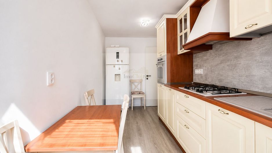 Vânzare apartament 2 camere, decomandat, etaj 1, tip vilă, parcare - Poză 6