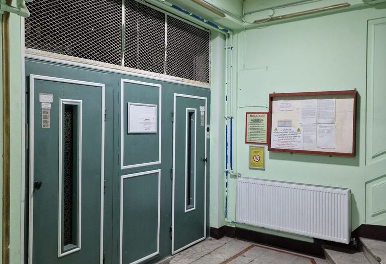 Apartament 2 camere Calea Victoriei, 60 mp, centrală proprie, 5 balcoane - Poză 4