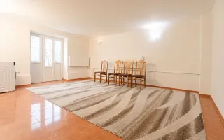 Casă 210 m² cu 5 dormitoare și teren 10 ari – Euroreparație | Drochia, str. Grigore Ureche - Poză 14