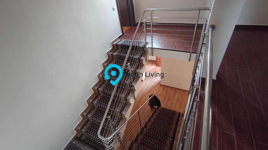 Vila spatioasa Pipera | Garaj, curte mare, 4 parcari | Iancu Nicolae - Poză 10