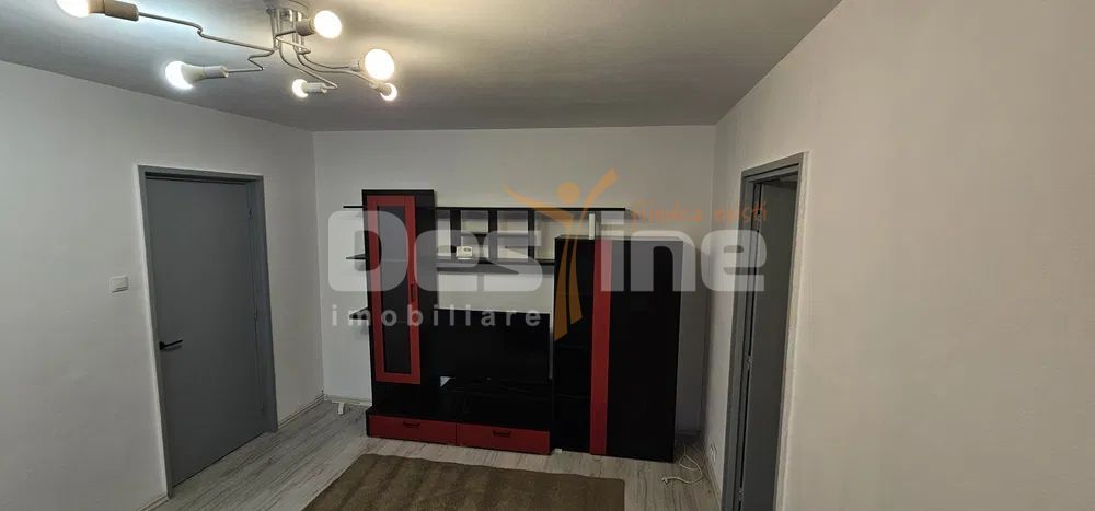 Apartament cu 2 camere, proaspat renovat,  situat  in  cartierul Astra - Poză 3
