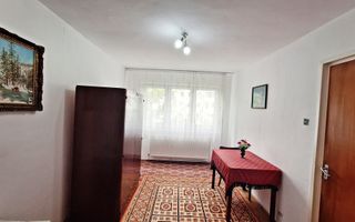Zona Garii Apartament 3 camere, etaj 3/4, insorit, liber, 119900 euro - Poză 9