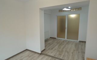 Apartament cu 2 camere de vânzare în zona Peny. - Poză 1