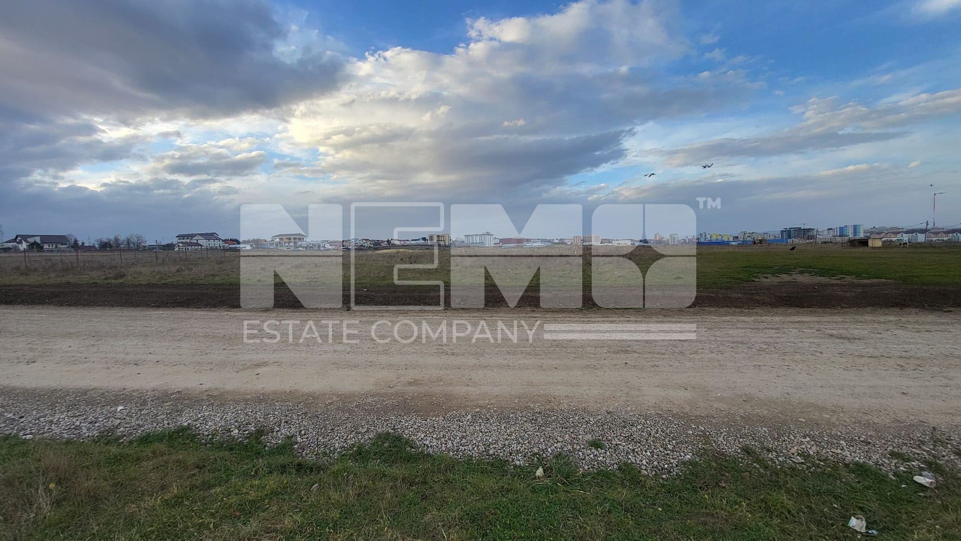 TEREN DE VANZARE INTRAVILAN I 10ARI I SUCEAVA/OBCINI I 115.000EURO - Poză 1