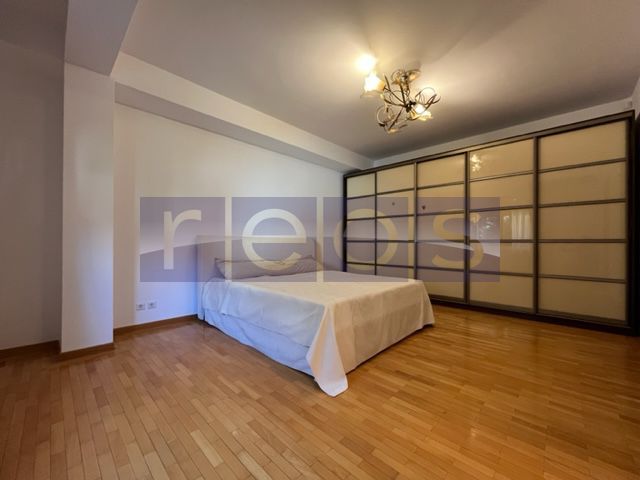 Vila spatioasa 6 dormitoare | gradina | Garaj - Poză 14