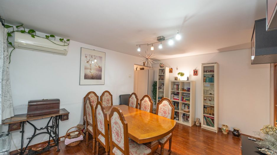 Apartament cu 3 camere, de vanzare,  58,3 mp, parter, in zona Titan - Poză 3