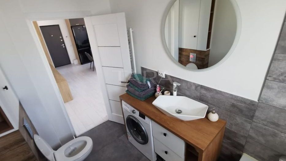 Apartament premium 3 camere cu terasă spectaculoasă și jacuzzi. - Poză 6