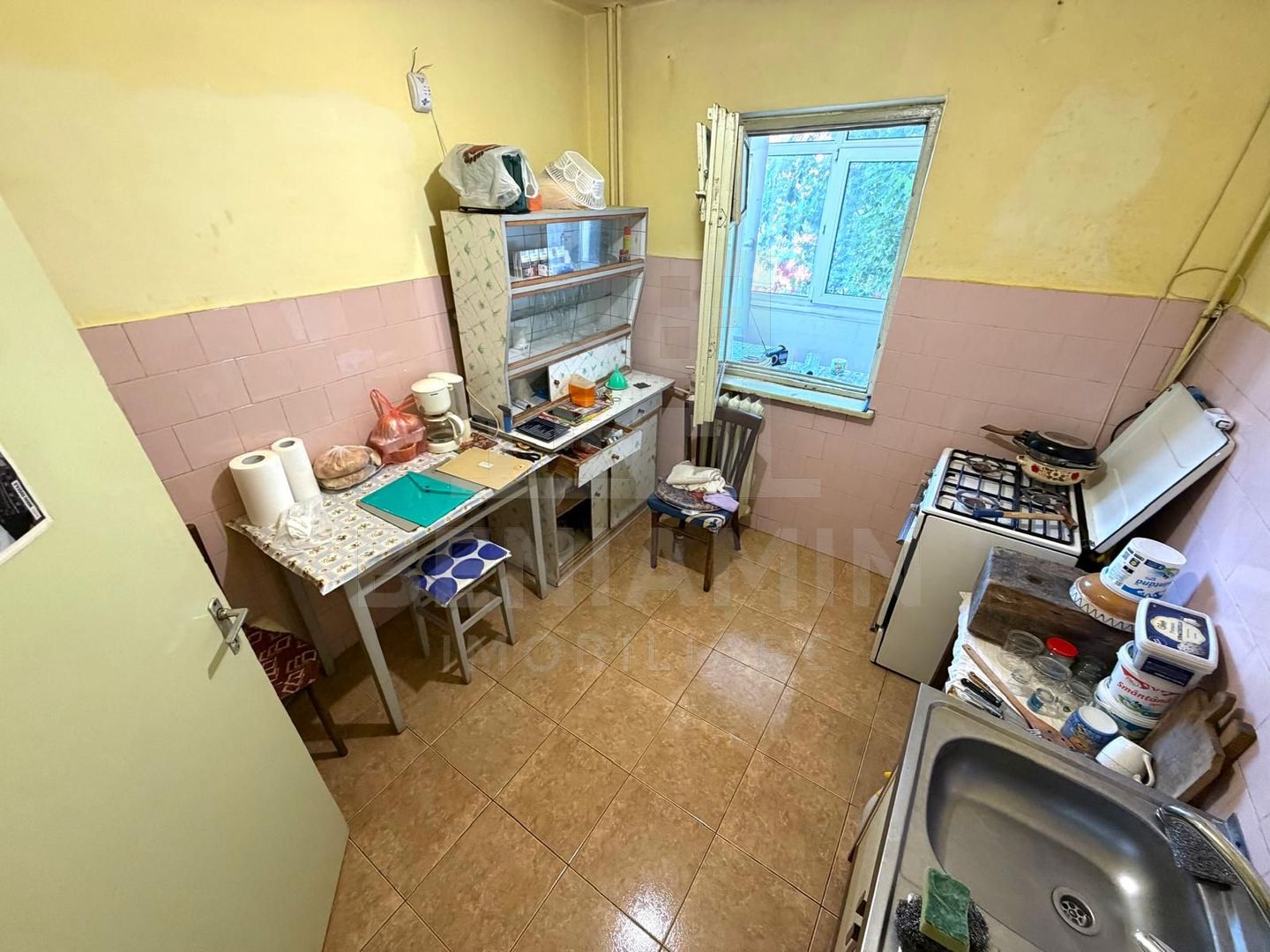 Apartament 2 camere decomandat etaj 1 Sarari Spital Filantropia 55mp - Poză 3