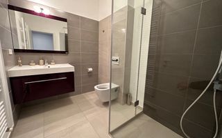 Apartament cu 3 camere de închiriat în zona Nord - Poză 16