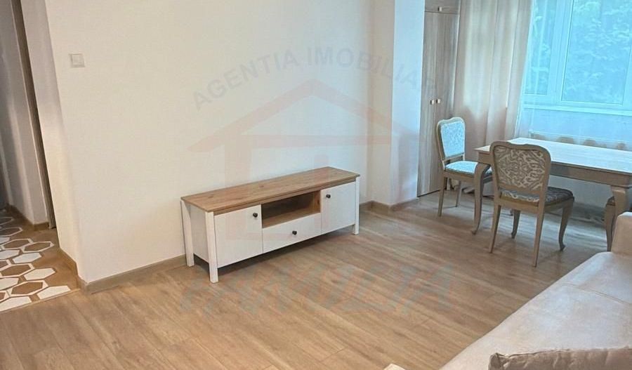 APARTAMENT CU 3 CAMERE DE ÎNCHIRIAT | MAZEPA 1 - Poză 3
