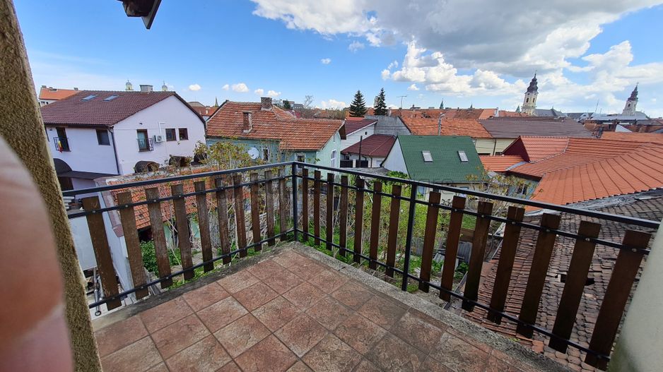 SAPIENT IMOBILIARE / Apartament deosebit - str. Cuza Vodă - Poză 9