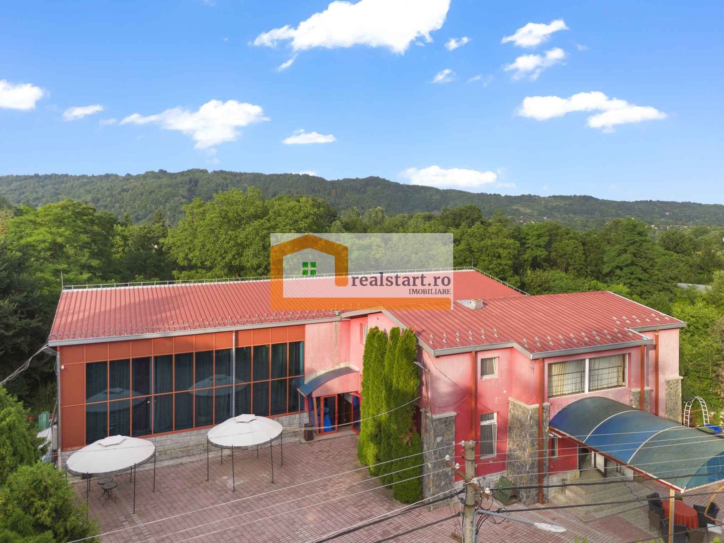 Cladire Multifunctionala - Ideal Investitie - 700mp cladire - 1590 mp teren - Poză 27