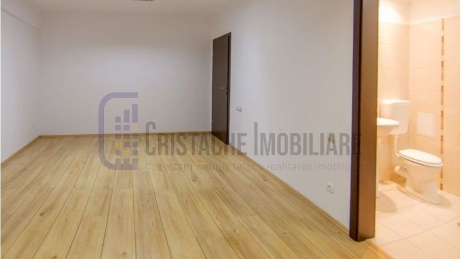 Vila P+3, suprafata utila 345 mp, aflata la 10 min. de P-ta Victoriei - Poză 13