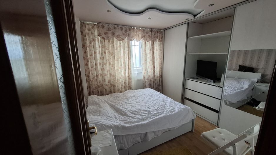 Apartament 3 camere decomandat insula de agrement - Poză 14