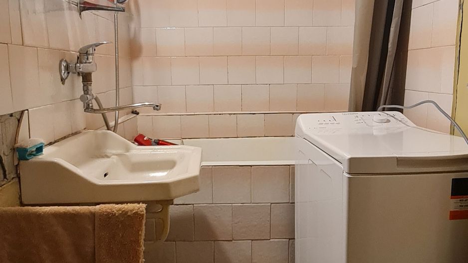 Apartament 2 camere decomandat insorit zona Piata Astra - Poză 6